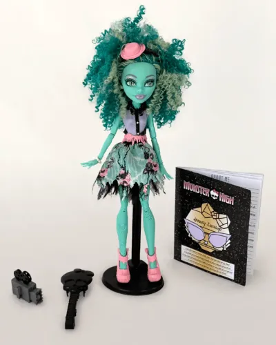 Boneca Monster High Honey Swamp Hauntlywood - (completa)