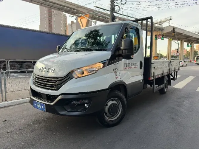 Iveco Daily CH. 35-180 C.3.0 Aut. (die.) (e6) 2024