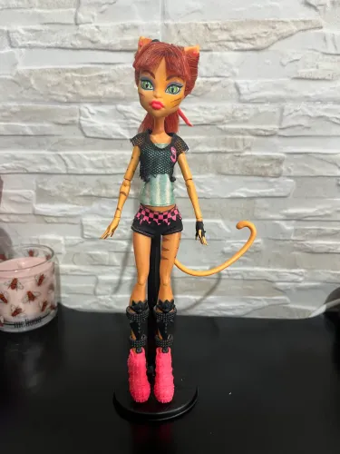 Boneca Toralei Monster High
