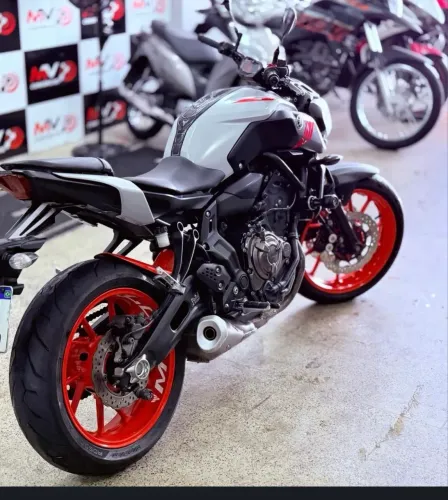 MT 07