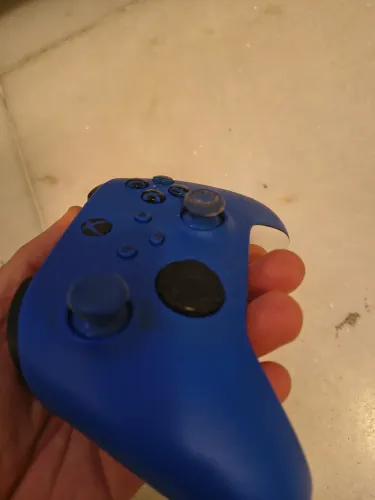 Xbox One + Controles (separados)
