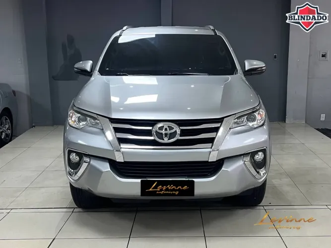 Toyota Hilux SW4 SRV 4X2 2.7 Flex 16V Aut. 2018
