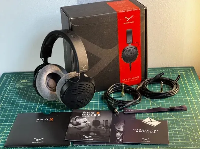 Headphone Beyerdynamic DT 900 PRO X