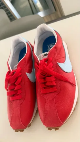 Tênis Nike Vermelho