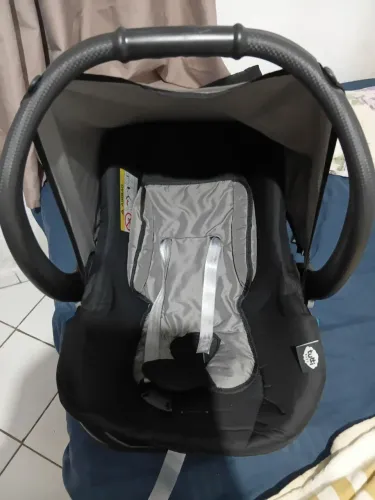 Bebê conforto marca Tutti