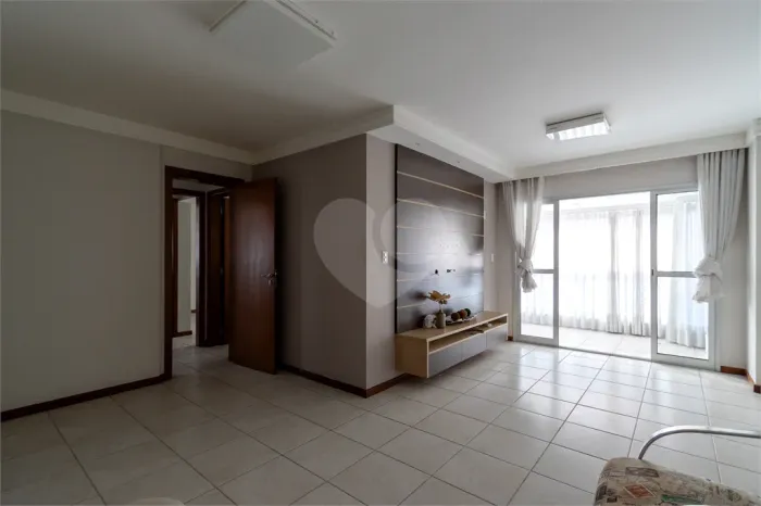 Apartamento com 3 quartos à venda em Jardim camburi - ES
