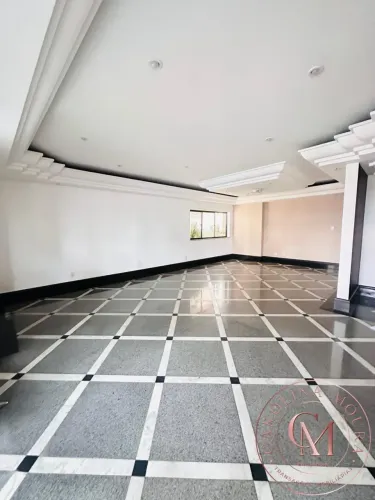 Edifício Octávio Meira. Apartamento com 4 suítes.