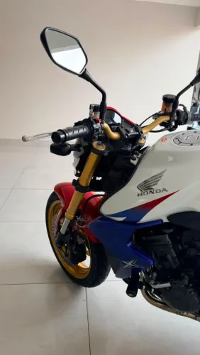 Cb1000