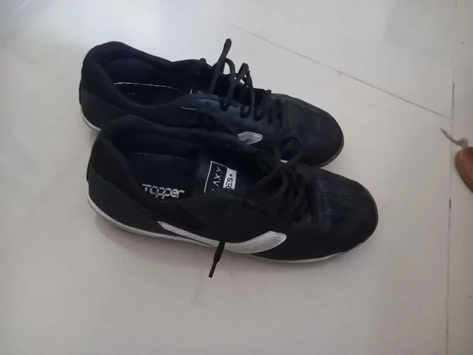 Vendo chuteira