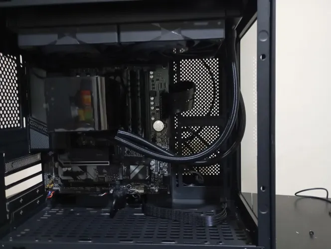 Pc gamer Ryzen 7 5700x