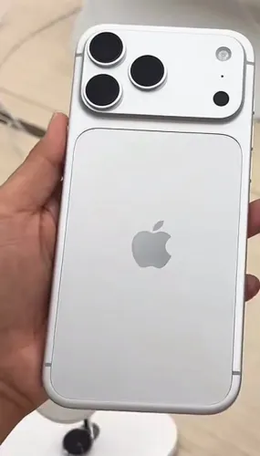 iPhone 18 pro max