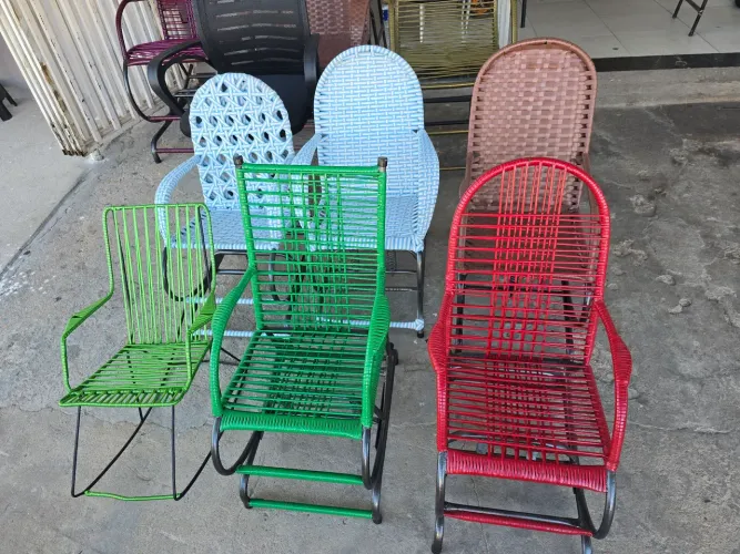 Cadeira de balanço infantil novas fibra e macarrão 