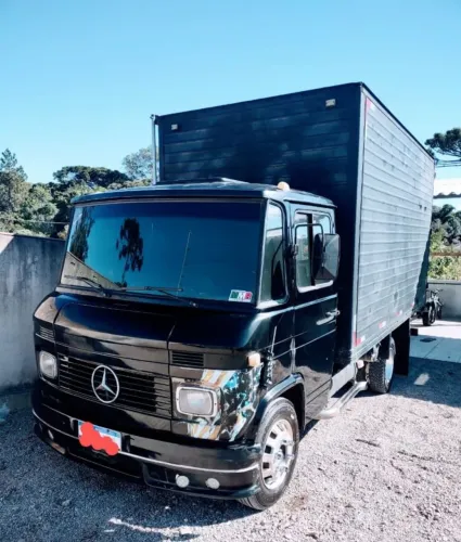 Caminhão 608