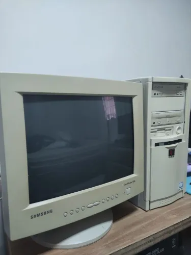 PC Retrô Raridade. Pentium III de Cartucho. Setup Impecável!