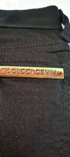 Calça nova marca Colcci original feminina Tam 38 não faço entrega 