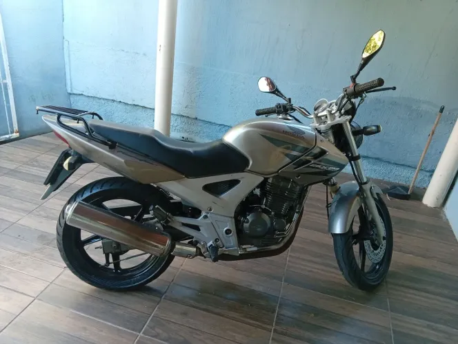Pra reais interessados #moto#twister#cbx250#honda#9.000#venda#barata#torro