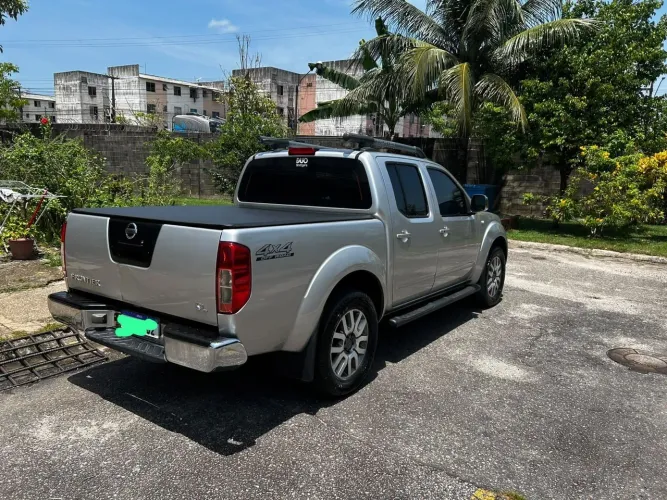 Nissan Frontier SL CD 4X4 2.5tb Diesel AUT 2016