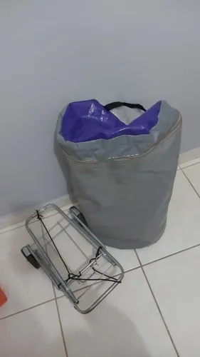 Carrinho de mão dobrável