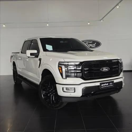 Ford F-150 Lariat Black 4X4 5.0 V8 2024