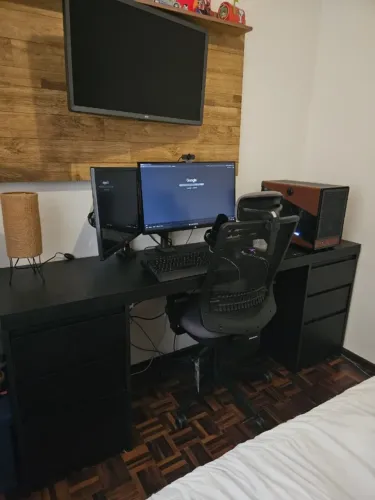 Mesa de Escritório Sob Medida 2 Metros em MDF (Home Office / Gamer)