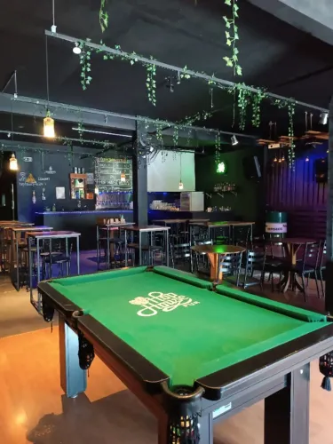 Oportunidade: bar/restaurante completo, pronto para operar, com estrutura e CNPJ