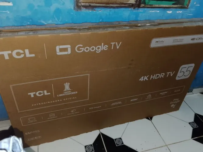 Vendo uma tv 55 polegadas TCL nova