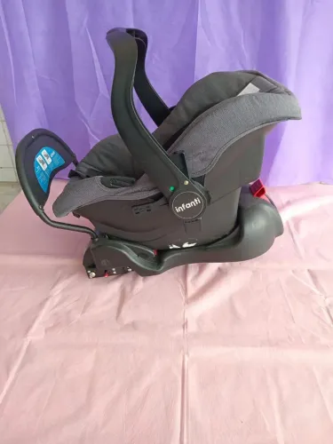 Bebê conforto Infanti