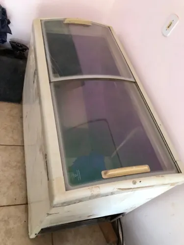 Freezer metalfrio 400L