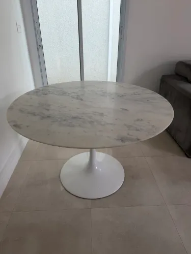 Mesa tulipa 120cm mármore 