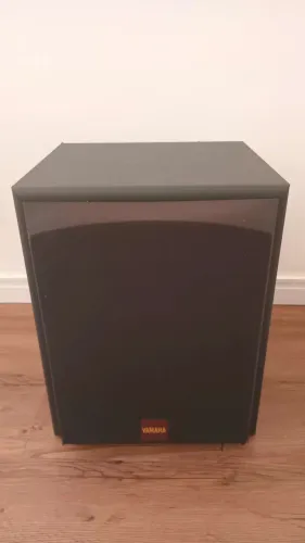 Sub woofer ativo Yamaha SW P40