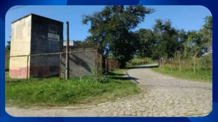 GLEBA DE TERRAS COM BENFEITORIAS - Situada na Rodovia Presidente Dutra, nº 190, com frente