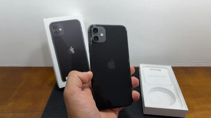 Iphone 11 64GB Preto - semi novo