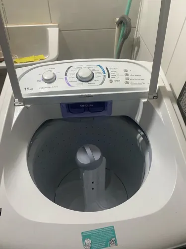Máquina de Lavar Electrolux 15kg LES15