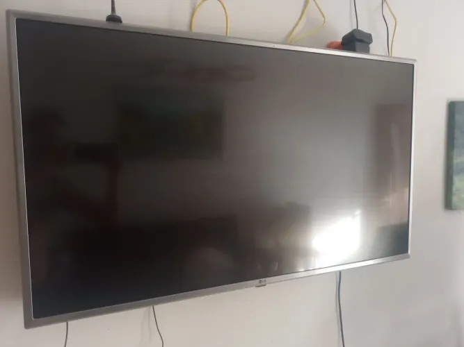 Tv LG UM7510PSB 43"