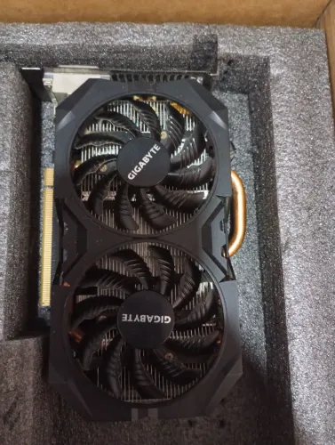 R7 370 Gddr5 barato - Roda GTA V, Cs2