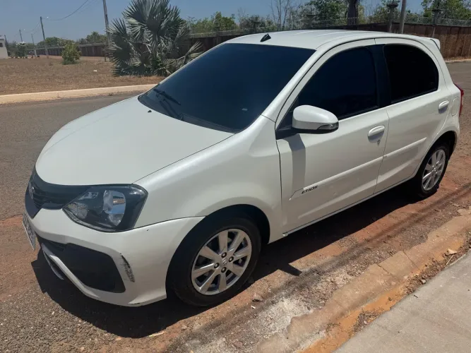 Toyota Etios X Plus 1.5 Flex 16V 5P Aut. 2019