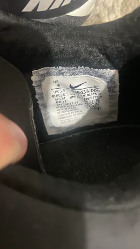 Chuteira Nike Futsal,37