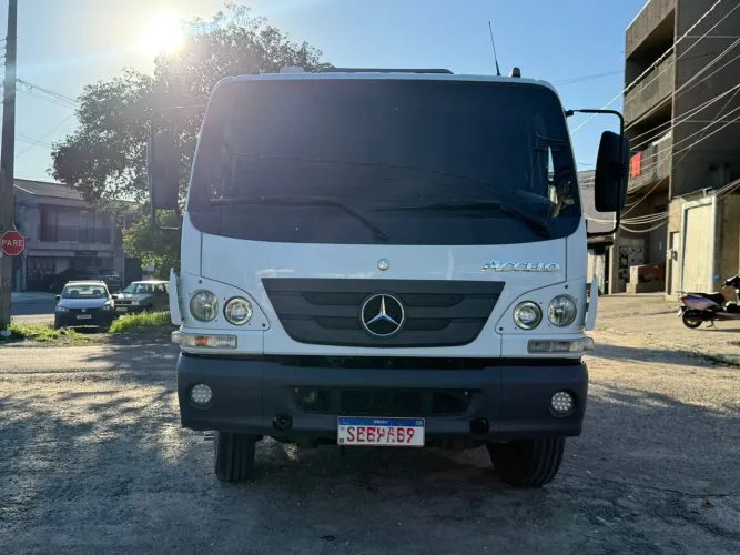 Mercedes Benz acello 1316