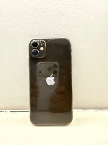 iPhone 11 Preto 64GB - Conservado - Valor Oportunidade
