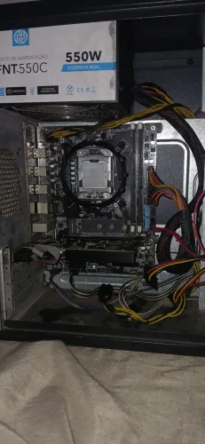 Kit xeon 2420 v2, memoria ram ddr3 8gb e placa de video gt 730