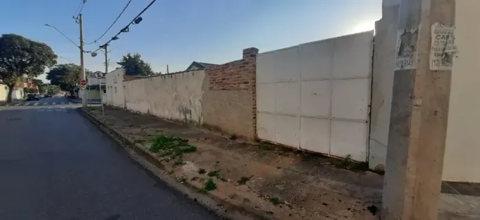 Terreno à venda, 270 m² por R$ 380.000,00 - Vila Jaboticabeira - Taubaté/SP