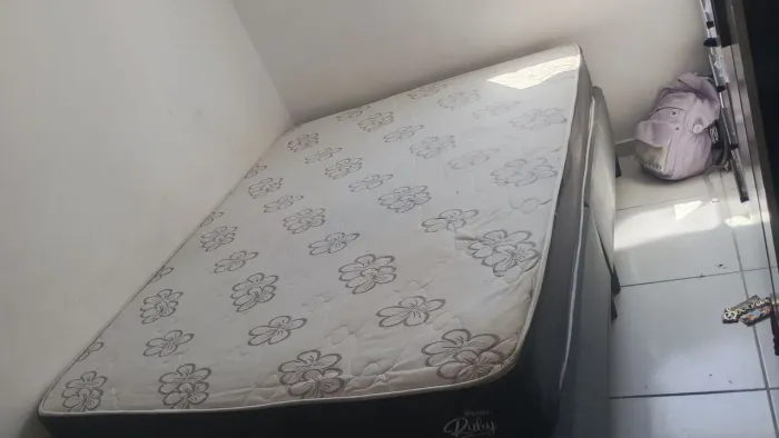 Cama box Queen
