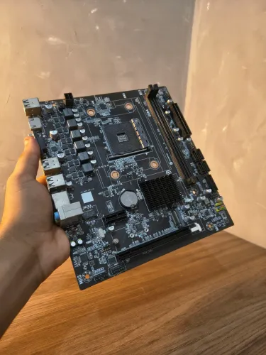 Placa Mãe A320M Goldentec AM4 | Aceito Cartão | Entrego & OLX Pay