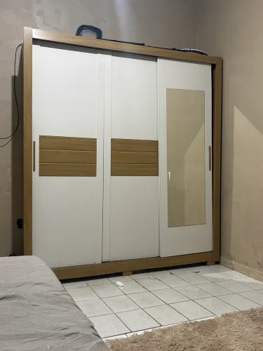 Guarda roupa