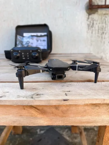 Drone E88 sem camera