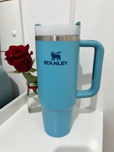 Copo térmico com canudo original Stanley