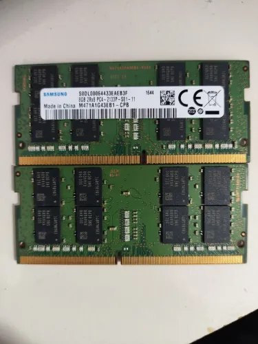 Memória RAM 8GB 2Rx8 PC4 - 2133P