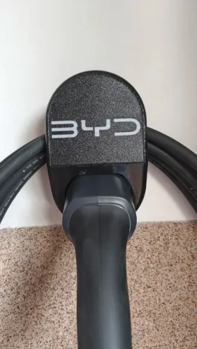 Suporte de Parede para Carregador Tipo 2 BYD e outros carros elétricos