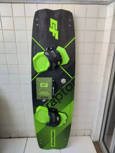 Prancha bidirecional crazyfly kitesurf 136x41