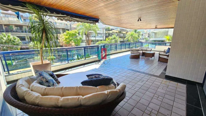 Recreio dos Bandeirantes | Apartamento 3 quartos, sendo 1 suite